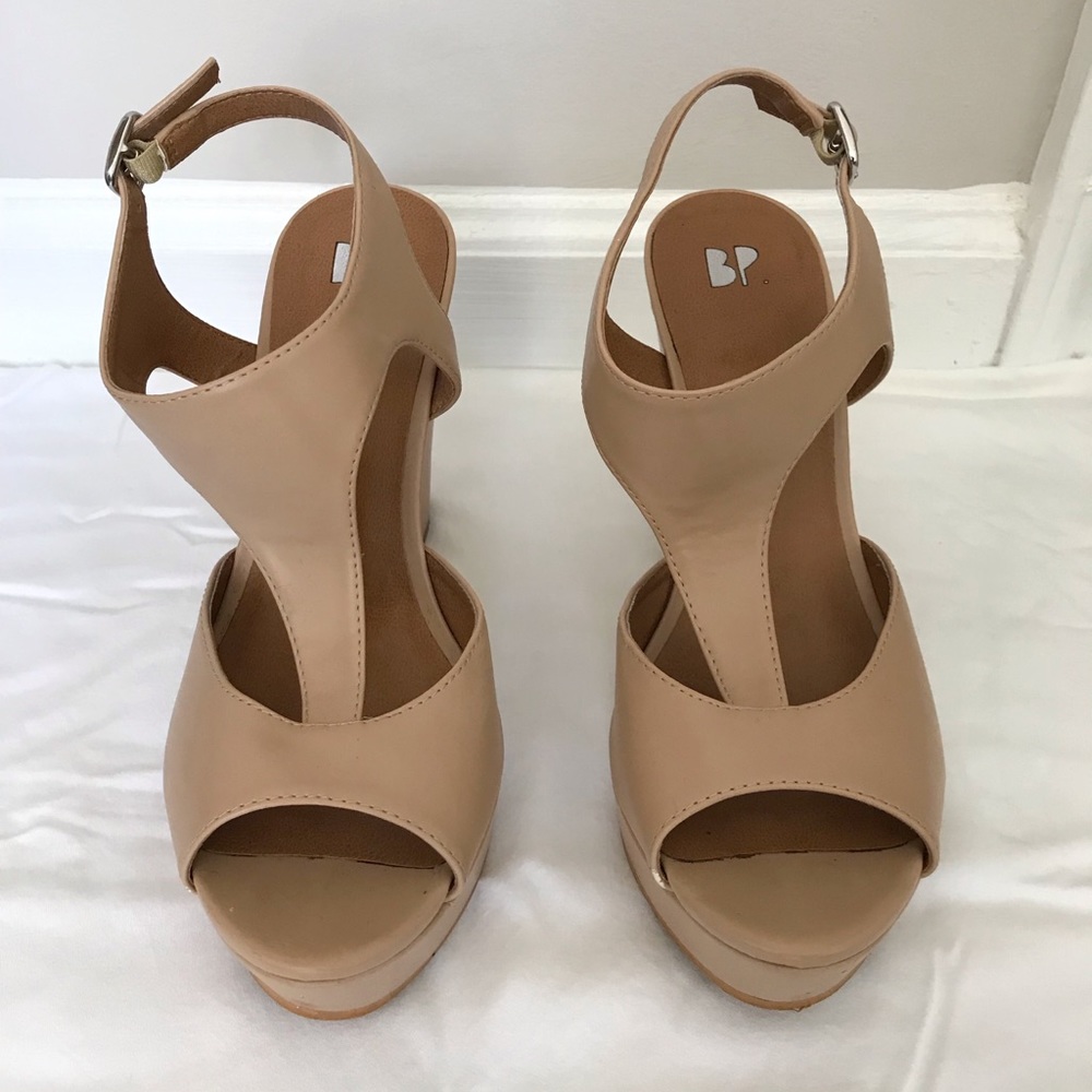 Nordstrom Nude Wedges